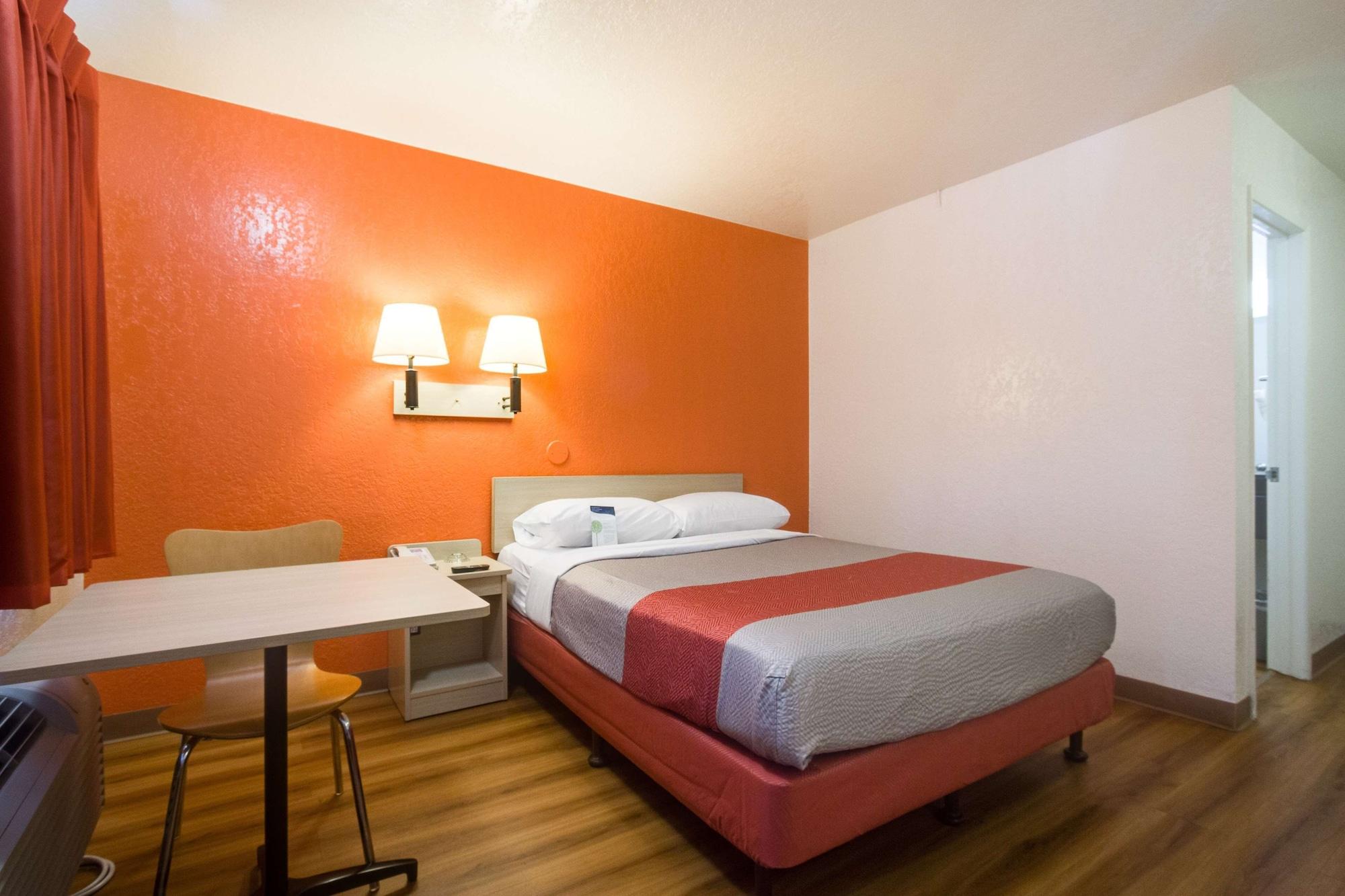 Park Inn By Radisson, Lakewood Kültér fotó