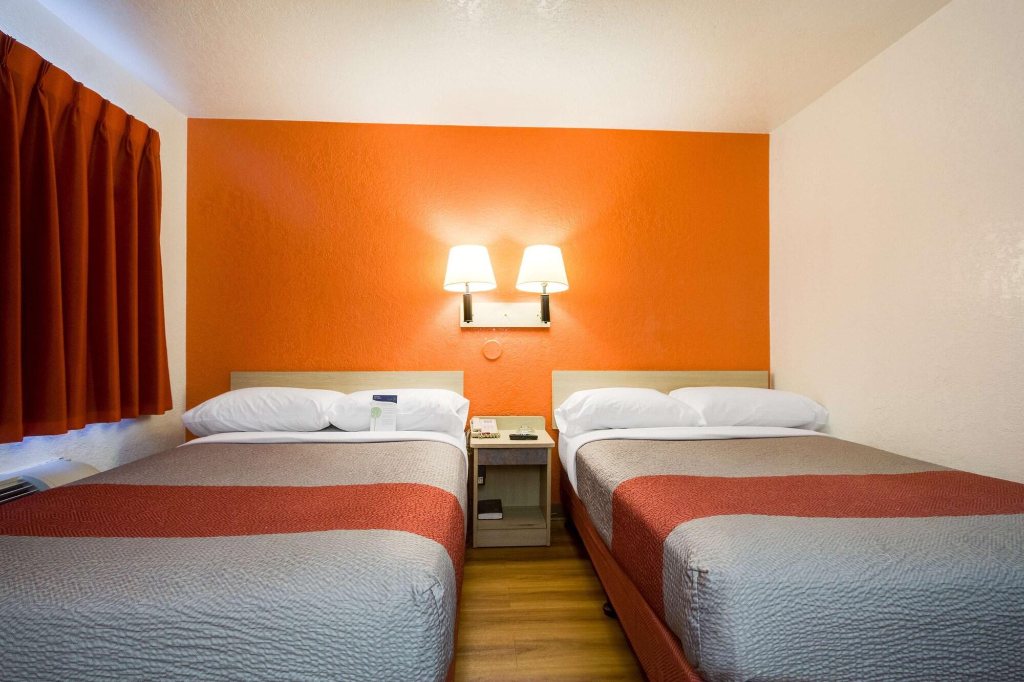 Park Inn By Radisson, Lakewood Kültér fotó